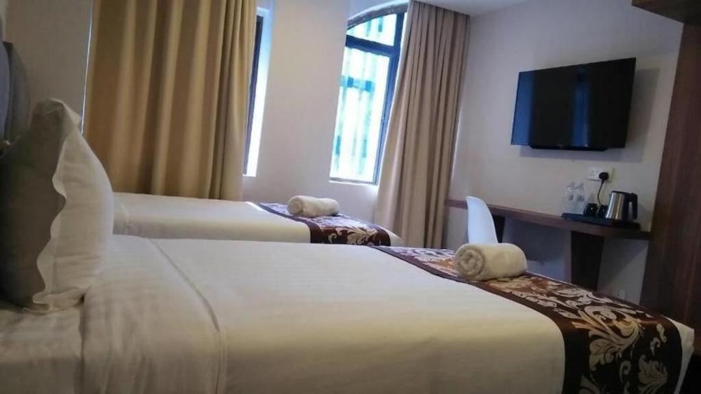 Hotel Lolex Kuchai Lama Kuala Lumpur Exterior photo
