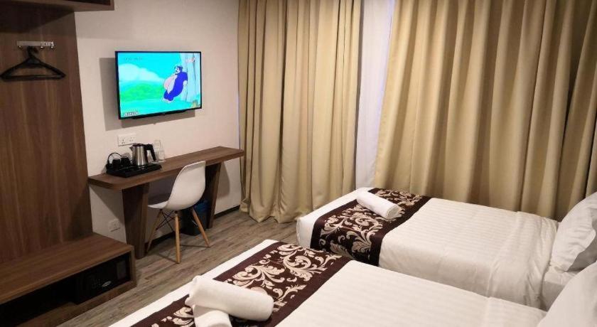 Hotel Lolex Kuchai Lama Kuala Lumpur Exterior photo